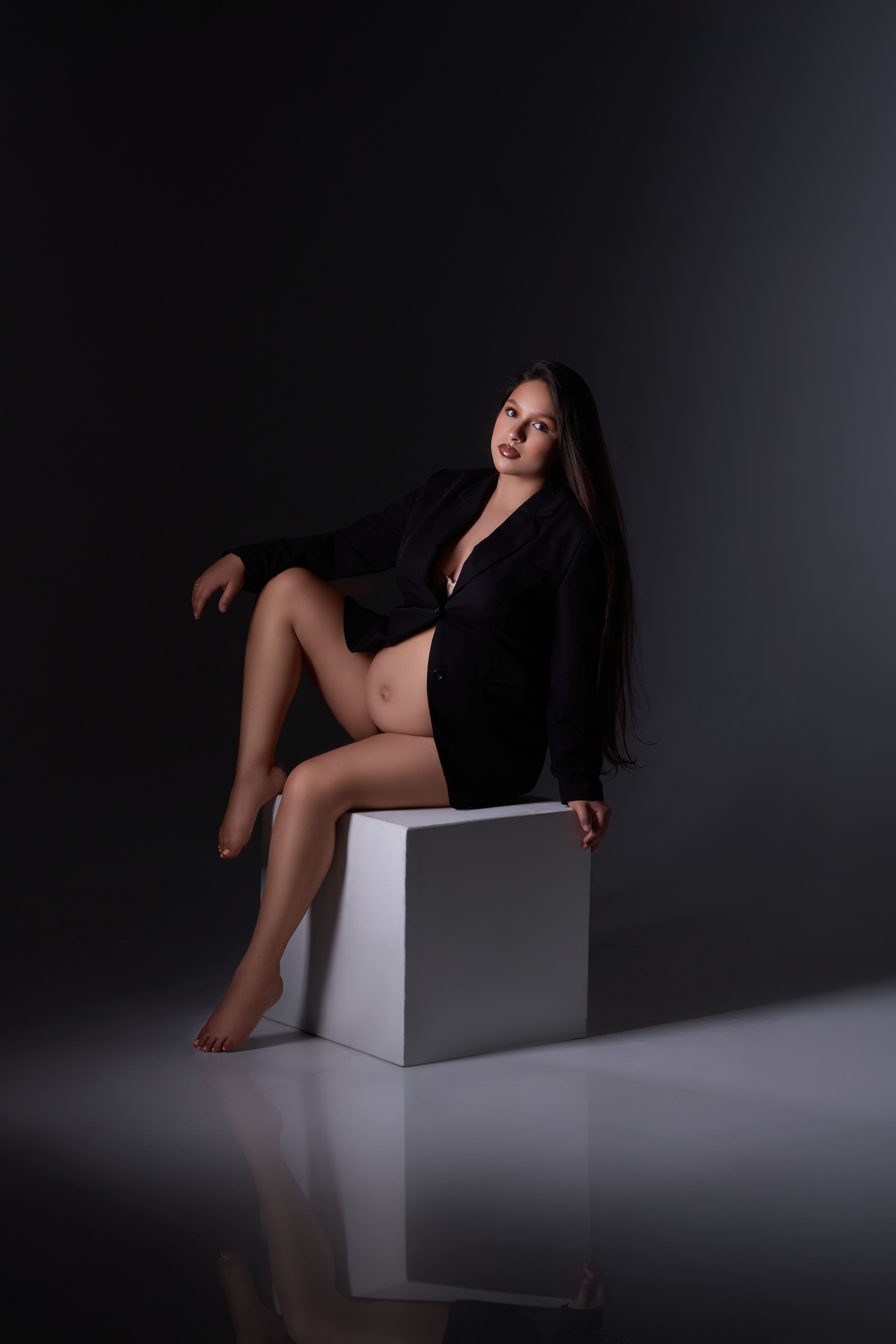 Professional maternity portraits Houston